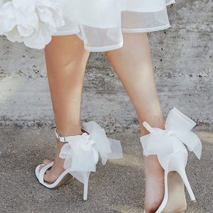 Lulu’s shoes *Brand New*